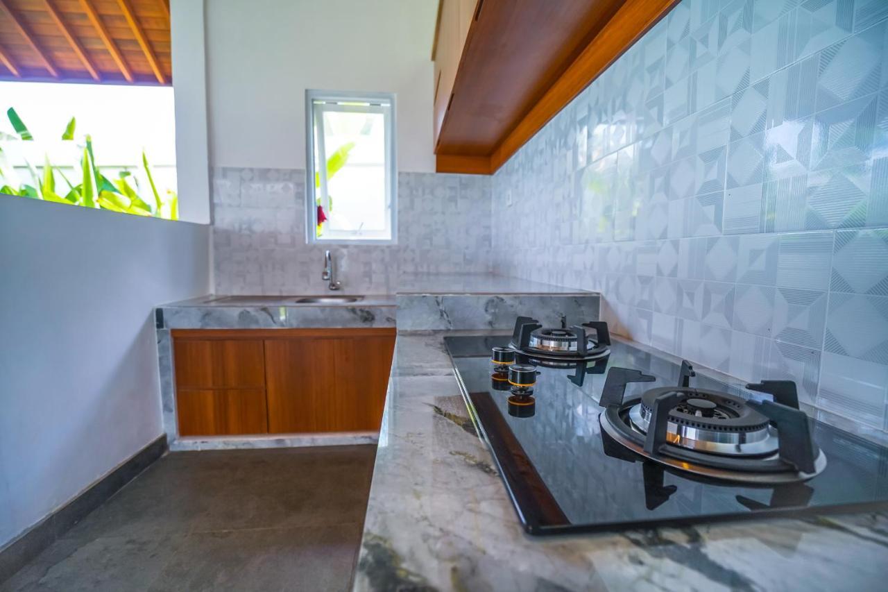 Eden Guest House Canggu Экстерьер фото