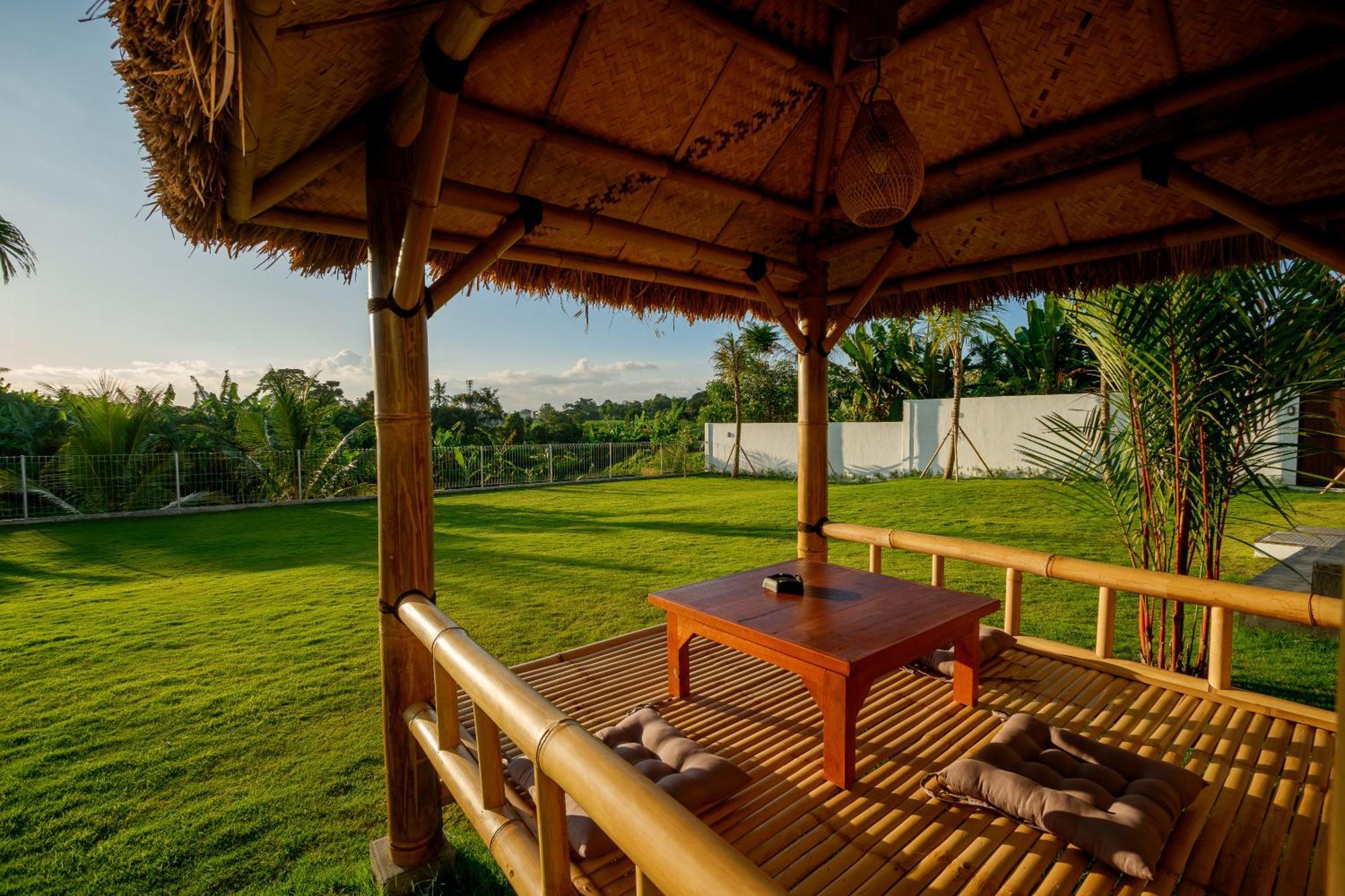 Eden Guest House Canggu Экстерьер фото